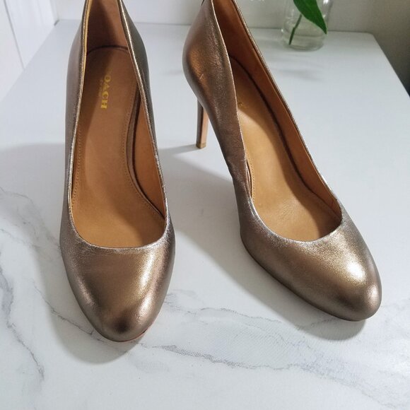 Coach Pump Stiletto Heels - Picture 3 of 7